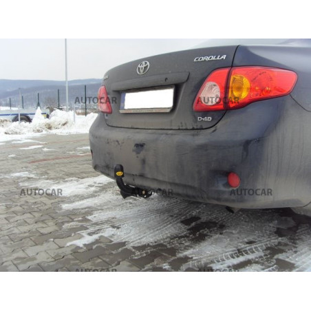 Ťažné zariadenie pre Toyota COROLLA - E15 - 4 dv. - skrutkový systém